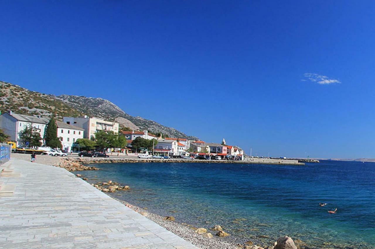 Beachfront Apartments Carlo Karlobag Esterno foto